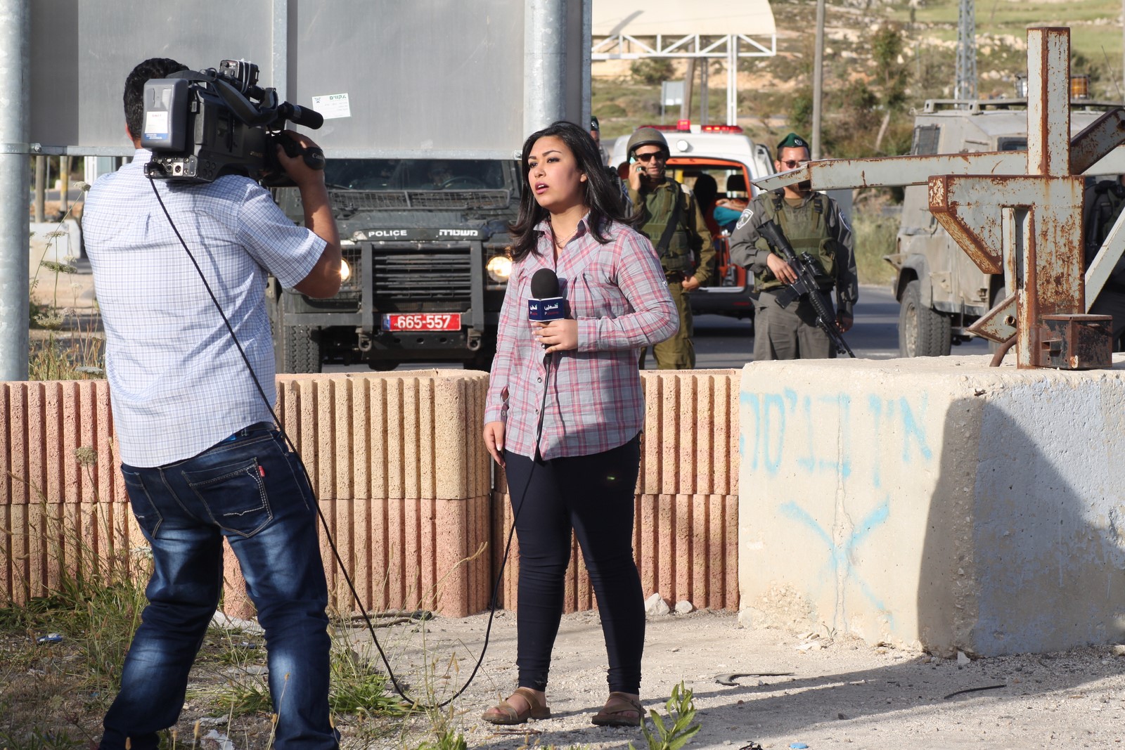 Palestinian journalists near Ramallah (Photo: Al Ittihad)