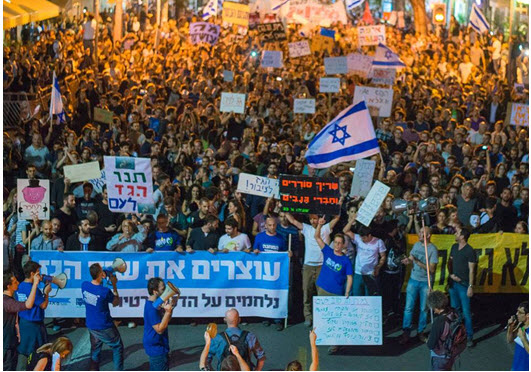 A demonstration against the gas deal in Tel-Aviv