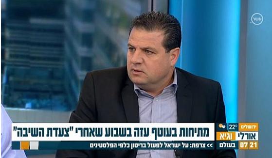 MK Ayman Odeh, head of the Joint List, during his interview on Channel 10 on Monday, April 2, 2018; the label in Hebrew reads: “Tension along the Gaza border the week after ‘the March of Return’”