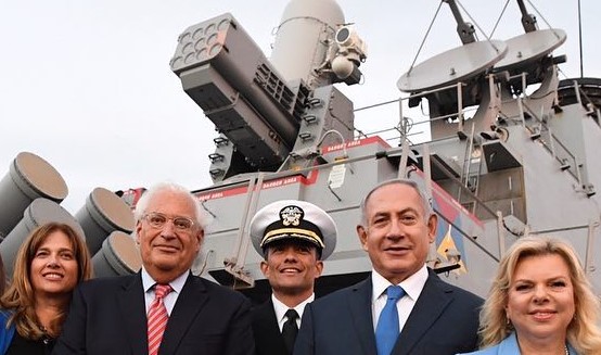 US Ambassador to Israel, David Friedman (second from left), and PM Netanyahu on the USS Ross guided missile destroyer, docked in the port of Haifa, January 2019