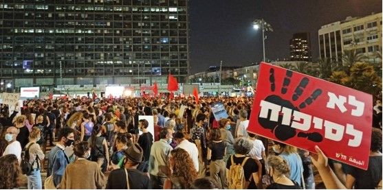 "No to annexation", a Hadash poster in the demonstration held last Saturday evening, June 6, in Tel Aviv’s Rabin Square where several thousand protesters participated