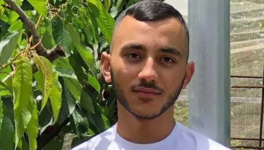 18-year-old Anas Al-Wahwah was shot dead in broad daylight in the city of Lod last Saturday, August 28, while seated in a car.