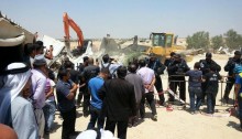Police forces and Israel Land Authority workers demolishing structures in the unrecognized Bedouin village of Al-Arakib, on Thursday, May 13, 2014 (Photo: Negev Coexistence Forum)