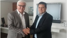 Joint List leader, MK Ayman Odeh (Hadash), right, during his meeting with the German Foreign Minister, Frank-Walter Steinmetz, in Tel-Aviv, on Monday