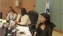 MK Touma-Sliman (center) at a meeting of the Knesset Committee on the Status of Women