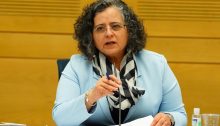 Hadash MK Aida Touma-Sliman (Joint List), chair of the Welfare and Labor Affairs Committee, during the meeting held last Monday, April 20, on health workers' rights