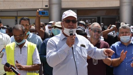 Head of the High Follow-Up Committee for Arab Citizens in Israel, Mohammad Barakeh (center), addresses the protesters gathered in Be'er-Sheva last Monday. At the extreme right of the picture is Hadash MK Yousef Jabareen and next to him MK Ofer Cassif.